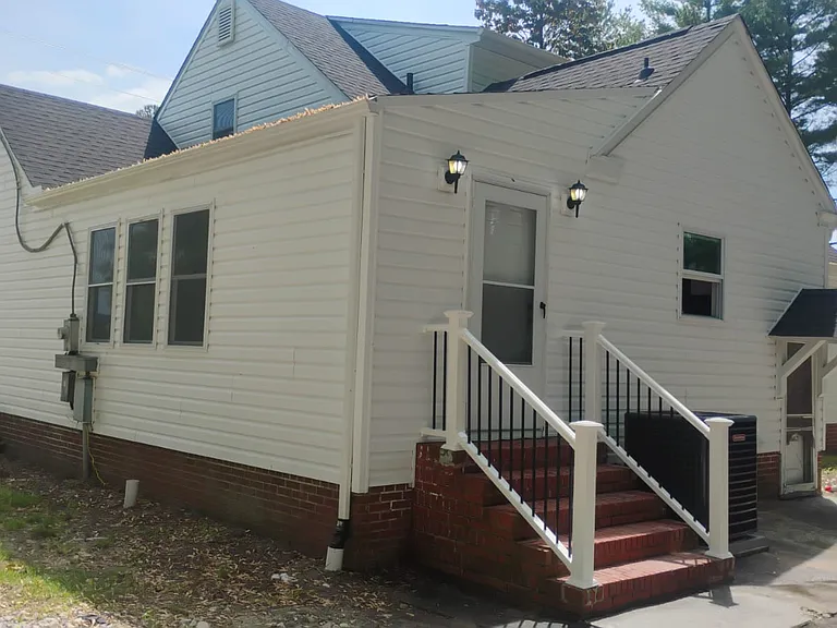 8706 Bi State Blvd — Photo 35
