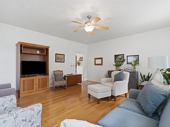 4th image of 120 N Knisel St