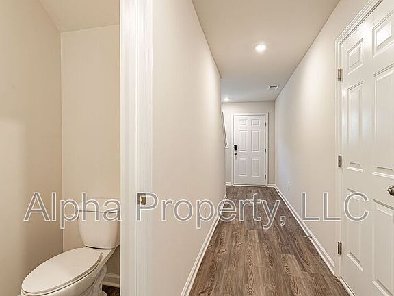 5th image of 4107 Garrison Ln
