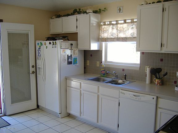 4th image of 1260 18th St N