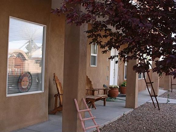 2nd image of 5519 Villa Canela Ct NW