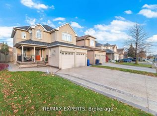 39 Robertson Davies Dr, Brampton, ON L7A1K3