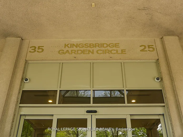 25 Kingsbridge Garden Cir #1126 — Photo 4