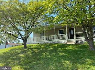 5069 Tara Dr, Fredericksburg, VA 22407