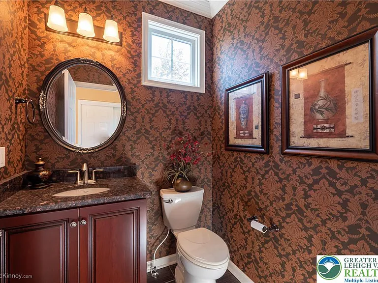 290 Inverness Cir — Photo 17