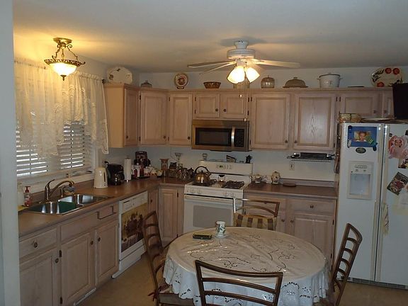 2nd image of 210 Johnson Rd APT 17