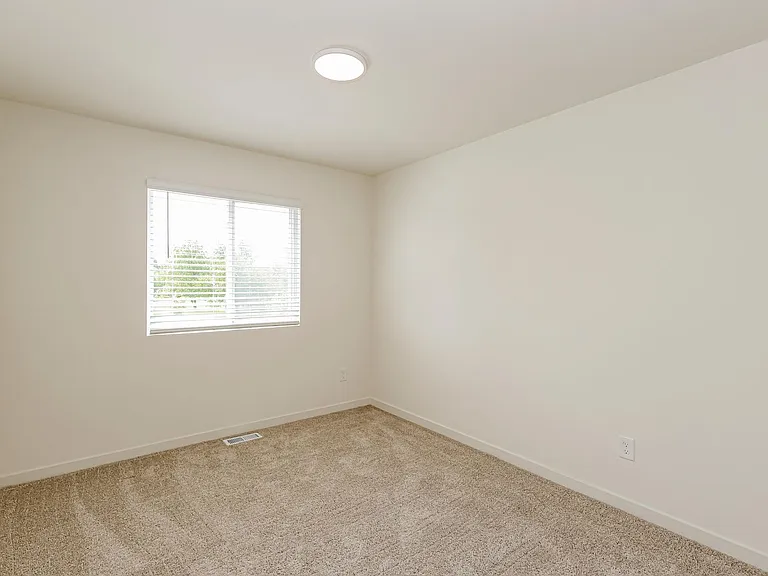 1910 Constantine Ct — Photo 26