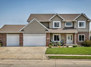 5006 Westlake Cir, Papillion, NE 68133