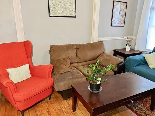 315 Beacon St #B — Photo 8