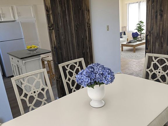 5th image of 249 Meadowcreek Dr APT 3