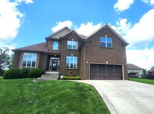 304 S Stonecrop Ct, Clarksville, TN 37043
