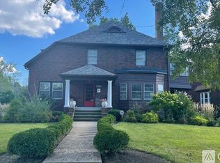 3344 Hyde Park Ave, Cleveland Heights, OH 44118
