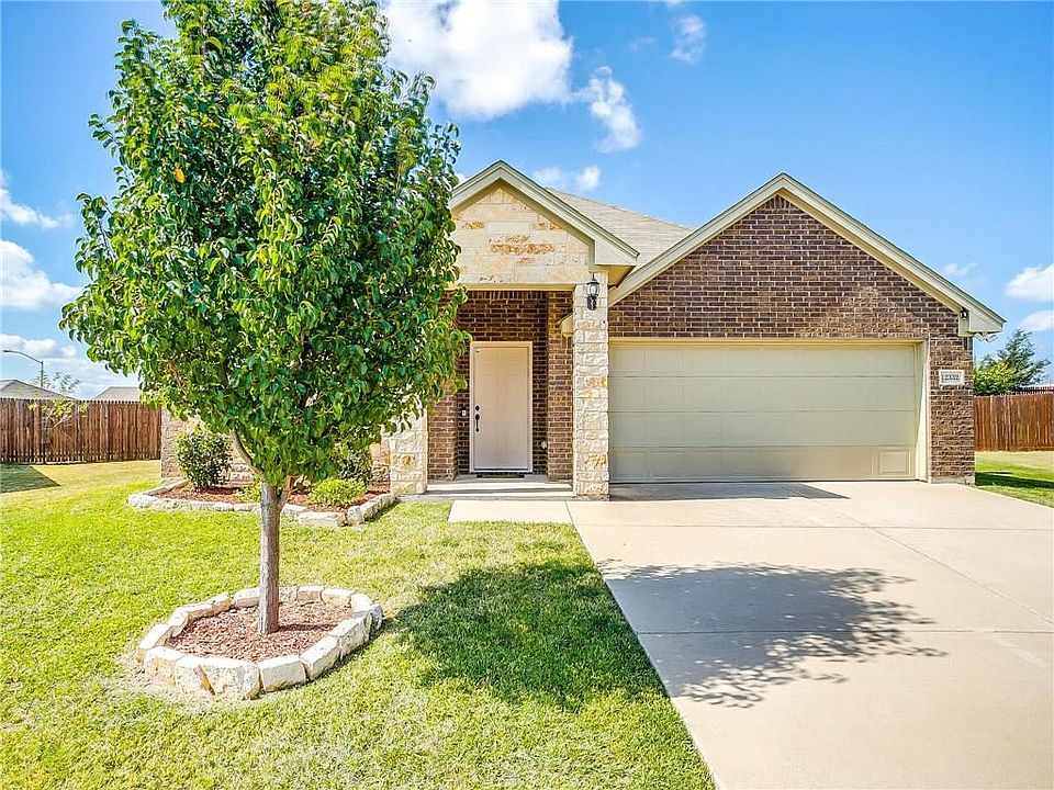 1st image of 12332 Hunters Knoll Dr
