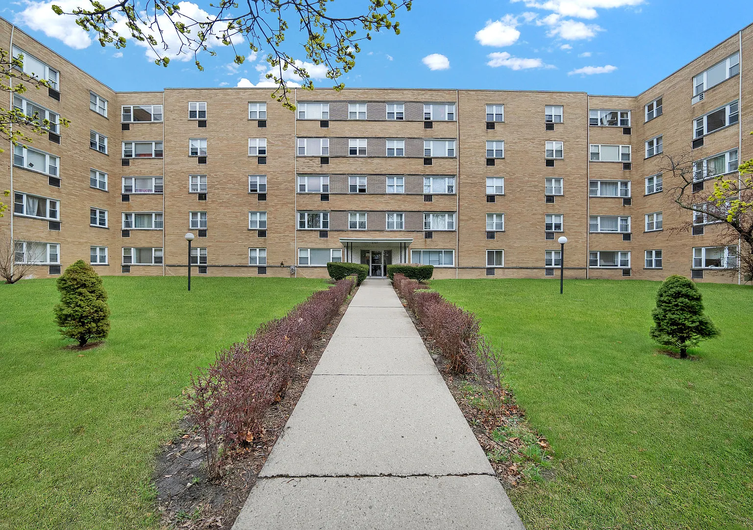 1 bed, $1,500 — Photo 1