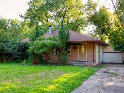 3016 64th St, Urbandale, IA, 50322