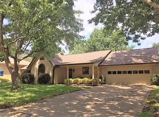 909 Kyle St, Athens, TX 75751