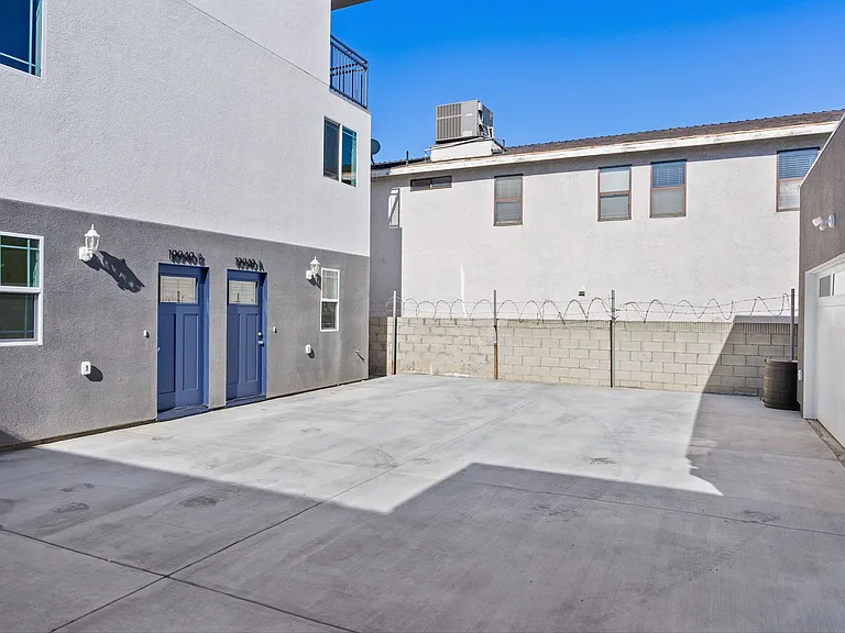 10936 S Osage Ave #A — Photo 44