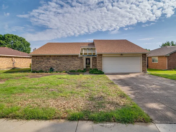 2705 Brushwood Ln, Mesquite, TX 75150