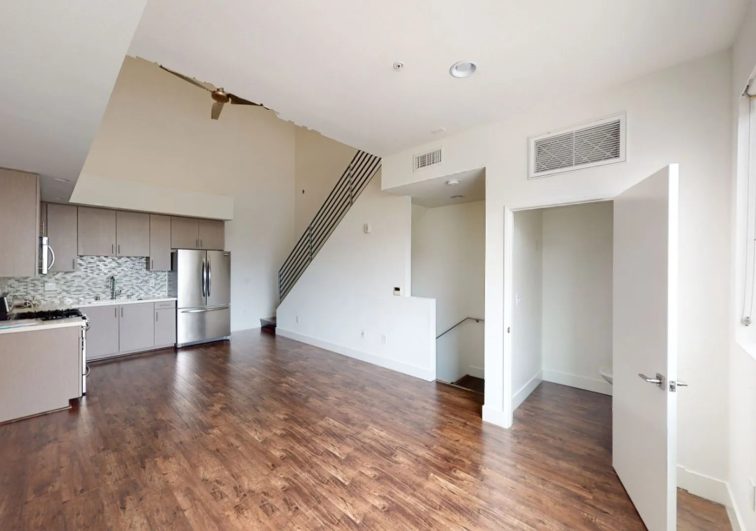 Lindblade Lofts — Photo 4