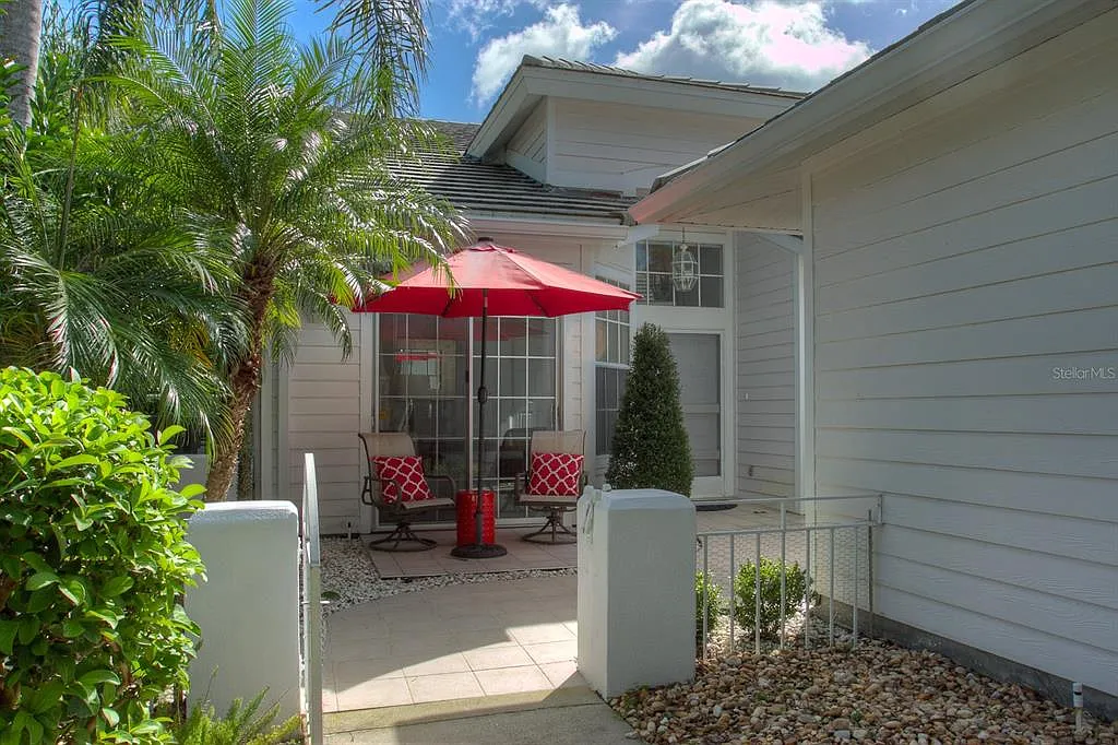 2 bed, 2.0 bath, 1721 sqft, $6,500 — Photo 4