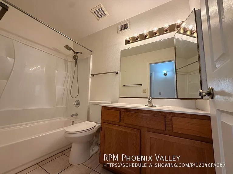 330 N Cottonwood Dr — Photo 17