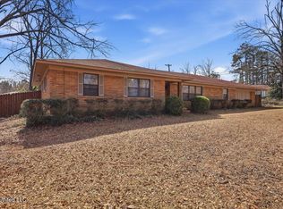 621 Middleton Rd, Winona, MS 38967