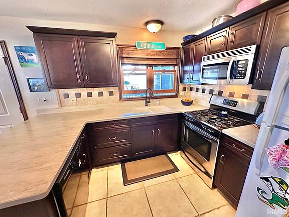 4th image of 1537 N Oak Hill Dr Unit B-3