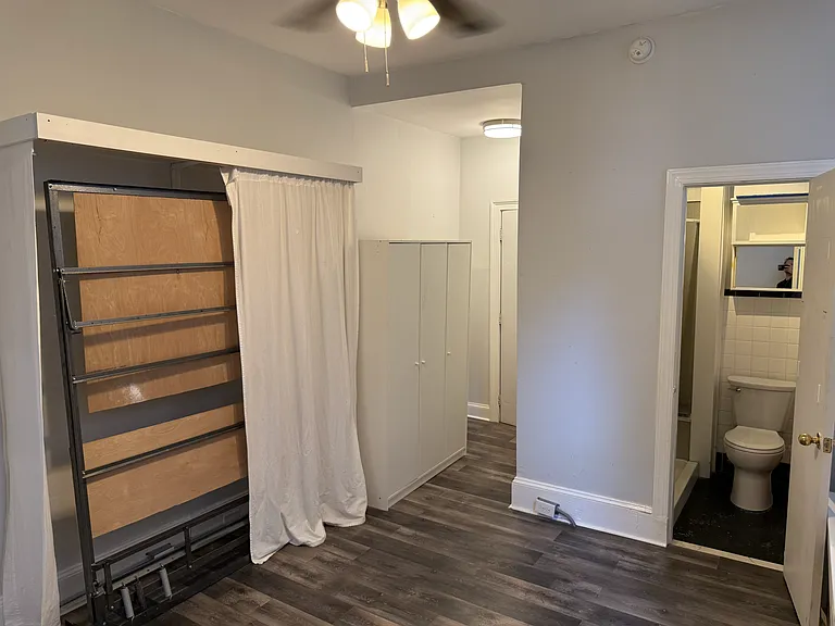 828 Corinthian Ave #1 — Photo 12