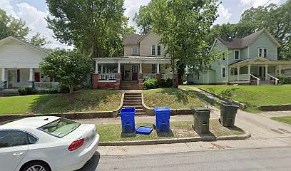 4 bed, 2328 sqft, $3,100 — Photo 1