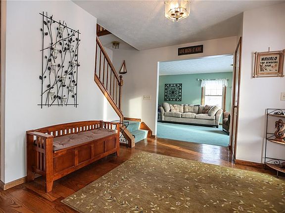 5th image of 72 Branchbrook Dr