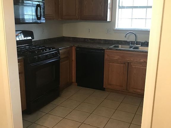 4th image of 6500 Canterbury N