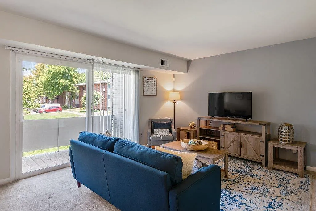 Building Photo - Charlesmont Apartment Homes