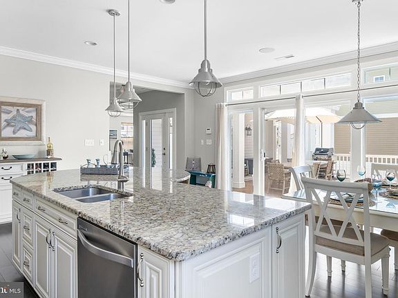 5th image of 36979 S Silver Sands Dr