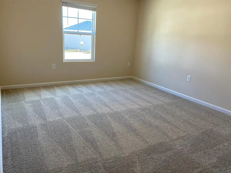 8404 Jordan Meadow Dr — Photo 8