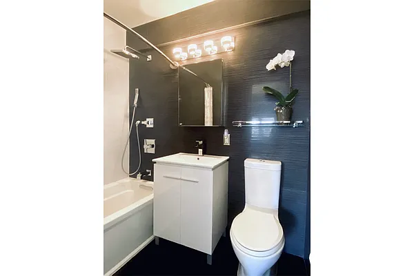 Sold by Maxwell Jacobs | media 10