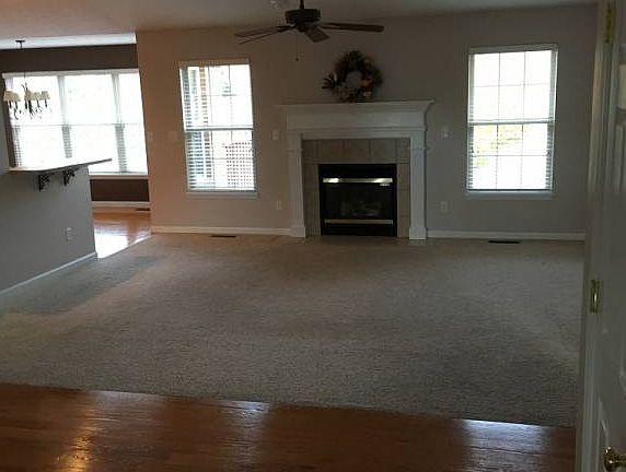 3rd image of 4388 Yacht Haven Way