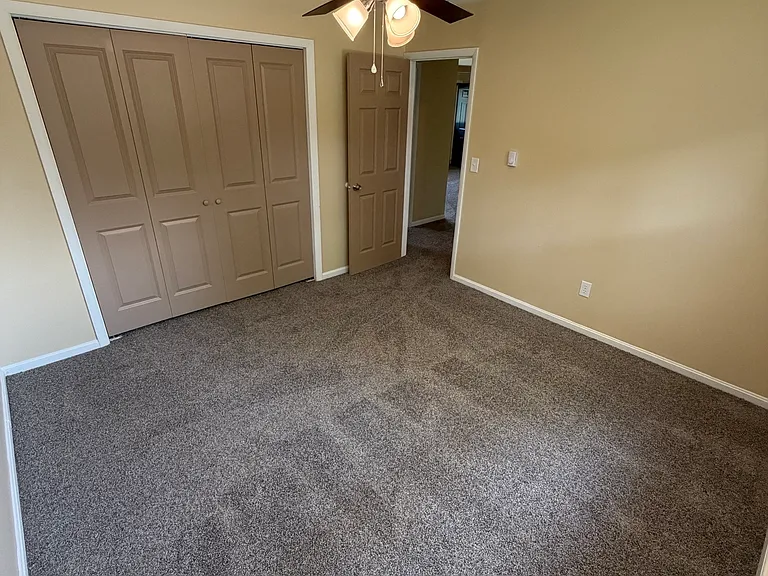 122 Jac Ct — Photo 10
