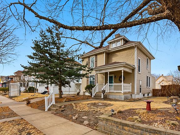 4th image of 2011 15th St #A