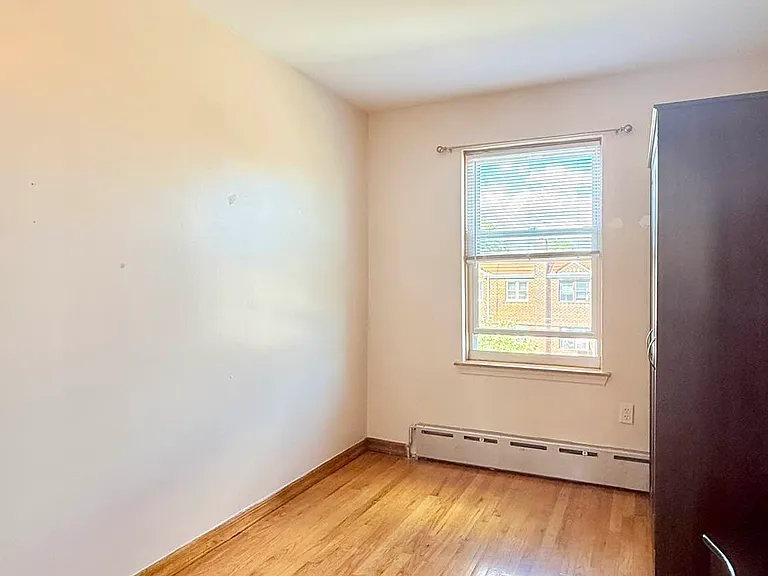 28-20 21st Ave #2 — Photo 3