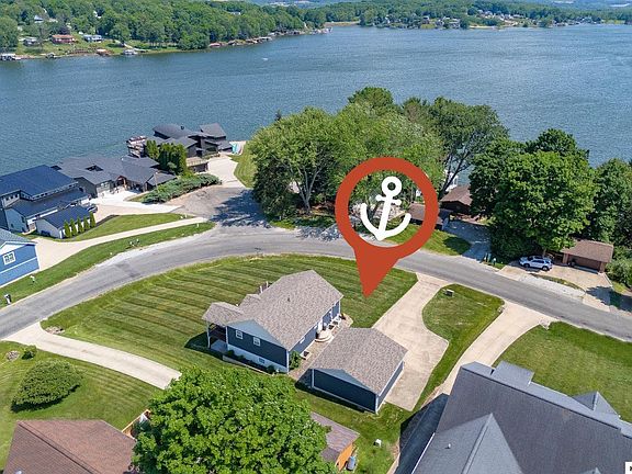 3rd image of 380 Lakeview Heights Dr