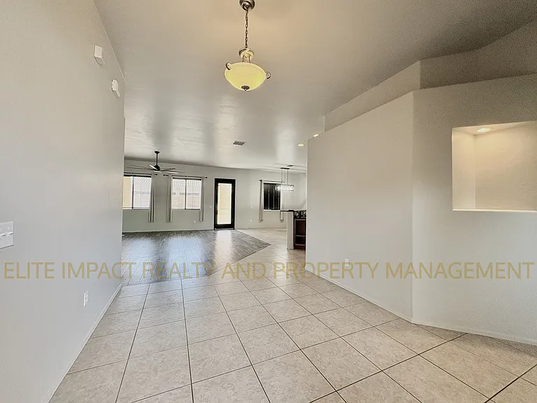 6601 S Cedar Vista Dr — Photo 3
