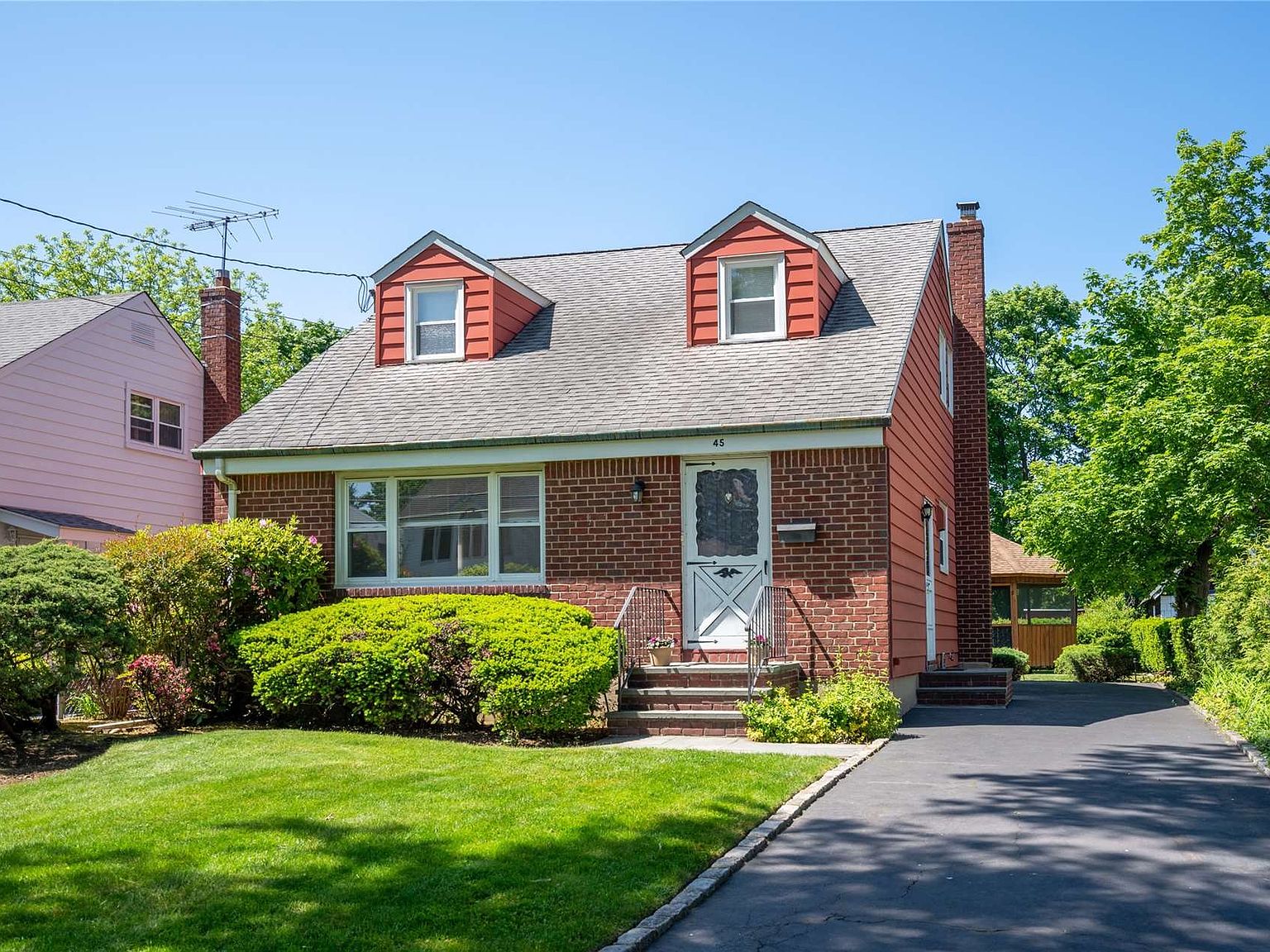 45 Netz Place, Albertson, NY 11507 Zillow