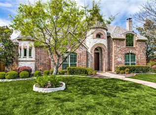 1401 Van Winkle Dr, Carrollton, TX 75007