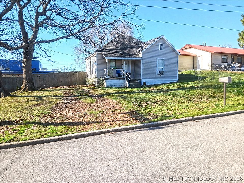 1st image of 715 W Keetoowah St