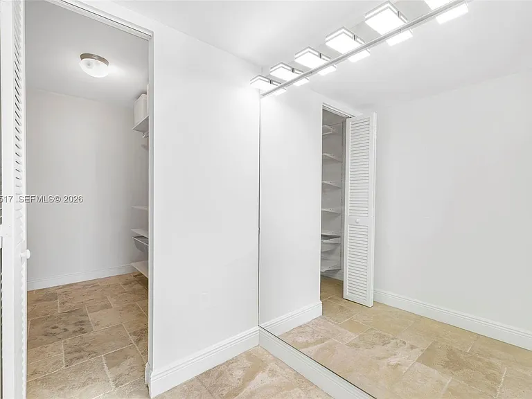 1420 Brickell Bay Dr #1401A — Photo 33