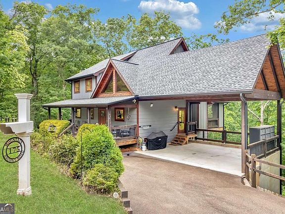 2nd image of 175 Mountain Brooks Rd