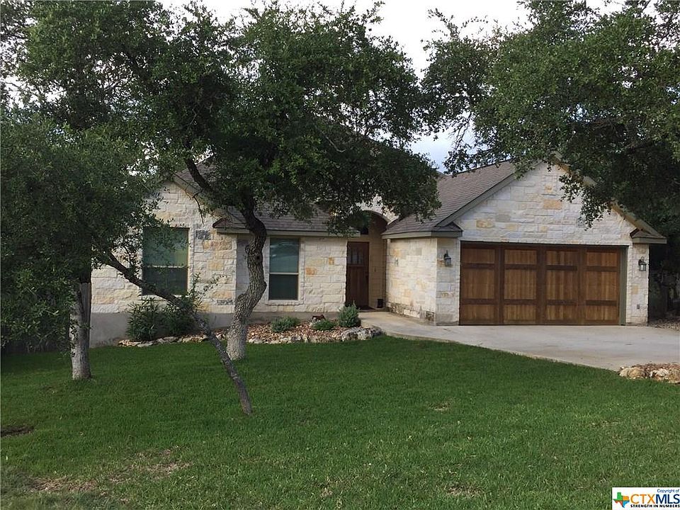 1st image of 10 Birchwood Cir