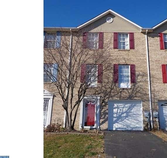1st image of 106 Sterling Ave