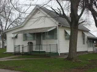 505 S 2nd St, Bellevue, IA 52031