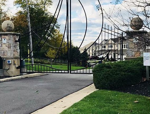 3rd image of 171 Seaborn Dr